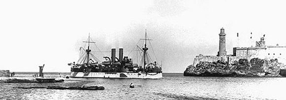 MAINE ENTRANDO AL PUERTO DE LA HABANA