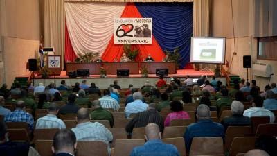  ER_02_REUNION_PINAR_DEL_RIO_LeolSIa_display.jpg (548.86 KB)