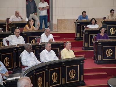 PARLAMENTO