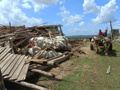 afectaciones económicas huracan Ian
