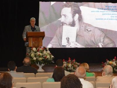 Palabra a los intelectuales