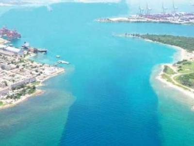 acceso al Mariel de buques de gran calado