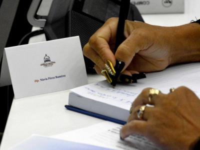 APROBACIÓN LEY DE COMUNICACIÓN SOCIAL