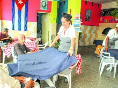 perfeccionamiento del sistema de atención a la familia