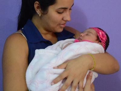 En vigor, extensión de la licencia posnatal hasta los 15 meses