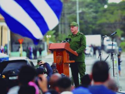 Al imperio que nos amenaza le decimos: ¡Cuba somos millones!