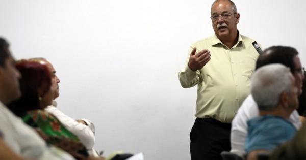 Profundizan diputados en la transición energética en Cuba