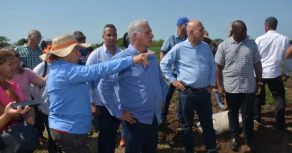 Miguel Díaz-Canel chequea programas de desarrollo en Villa Clara