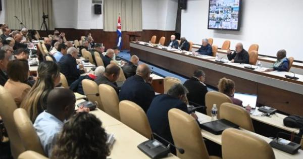 Evaluó Consejo de Ministros acciones inmediatas a implementar para enfrentar el desabastecimiento de combustibles