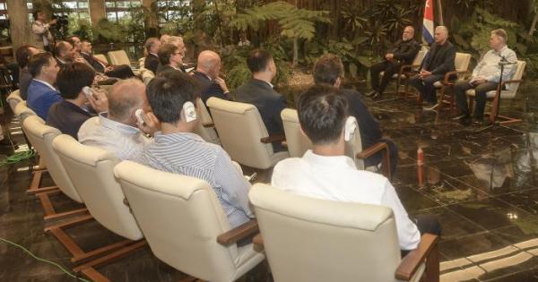 Reunión con empresarios italianos