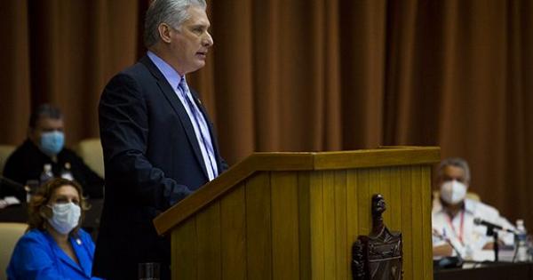 diaz-canel-discurso-580x367.jpg (29.31 KB)