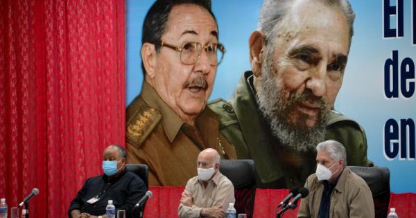 er_09_granma.jpg__830x600_q85_subject_location-1311,1479_subsampling-2.jpg (95.56 KB)