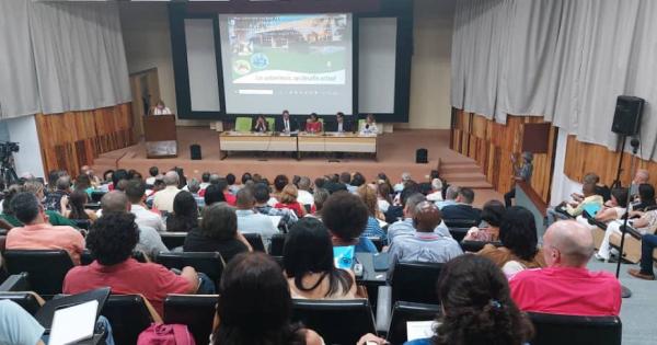 18vo Curso Internacional de Dengue y otros arbovirus emergentes: La lección primera es no subestimar
