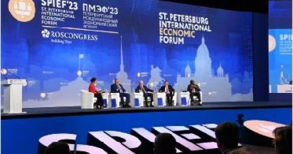 El Primer Ministro cubano participó en el 26to. Foro Económico Internacional de San Petersburgo.