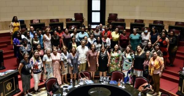Avanzar hacia la igualdad de género: misión permanente del Parlamento cubano