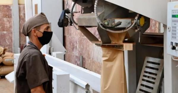 Posponen implementación de normativa que regula el comercio mayorista